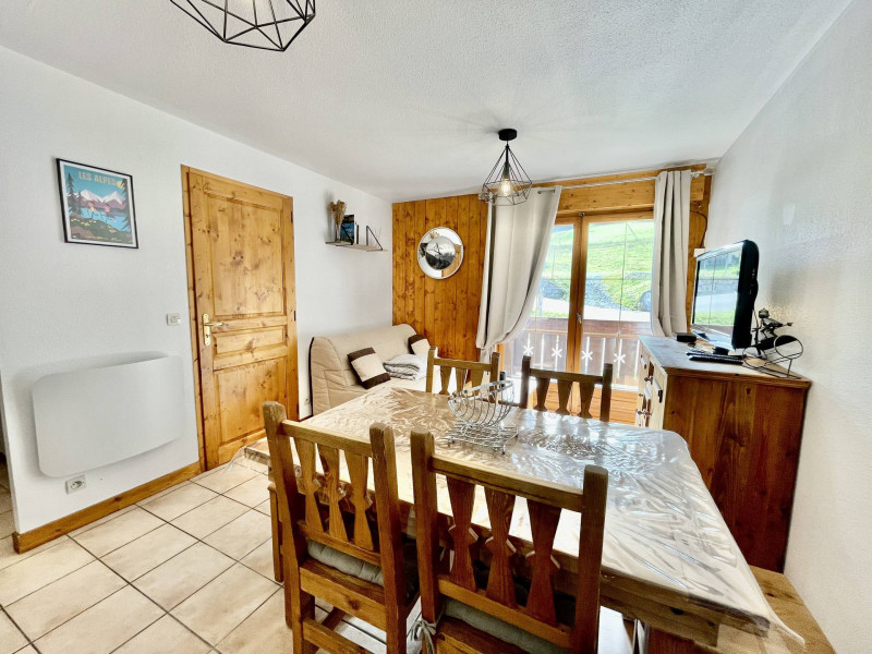 _lv_images__lot_0000970397_03_7002793 _lv_images__lot_0000970397_03_7002793