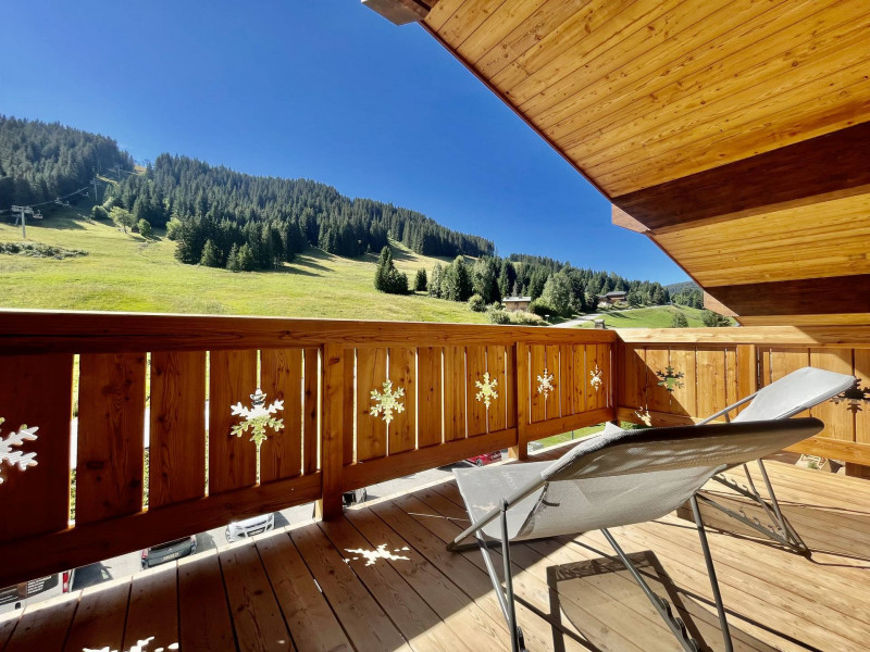 _lv_images__lot_0000970404_02_6940481