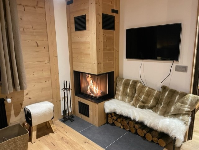 _lv_images__lot_0000970405_09_6936681