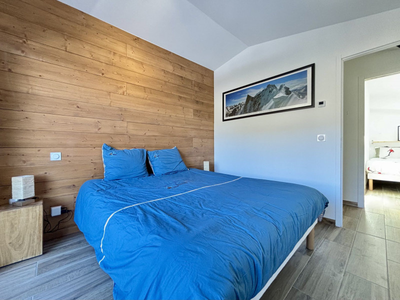 _lv_images__lot_0000970414_13_7757016