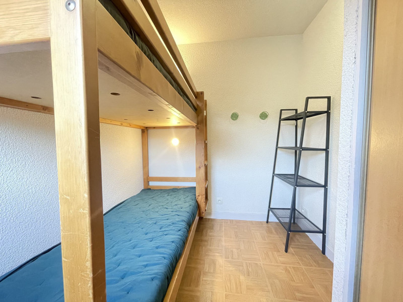 _lv_images__lot_0000970425_05_7057680 _lv_images__lot_0000970425_05_7057680