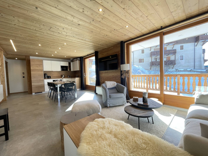 _lv_images__lot_0000970429_08_6750090 _lv_images__lot_0000970429_08_6750090