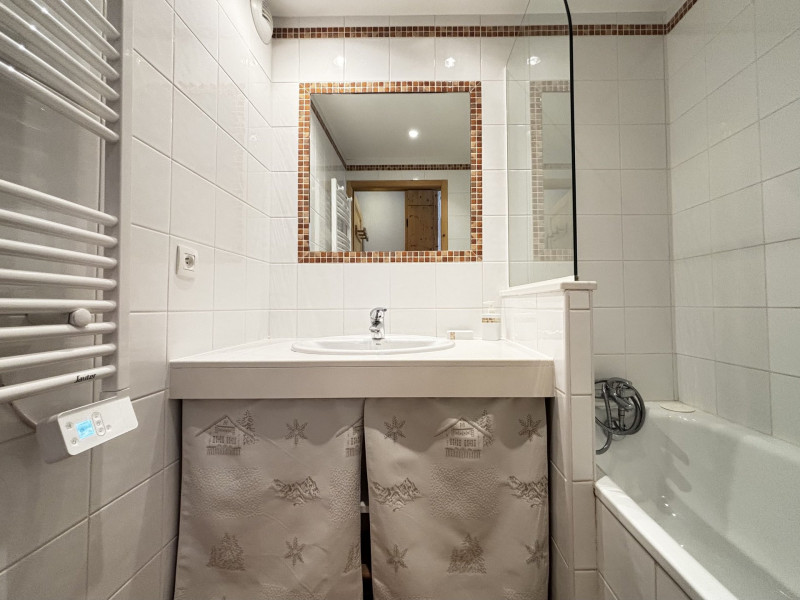 _lv_images__lot_0000970440_07_7581037 _lv_images__lot_0000970440_07_7581037