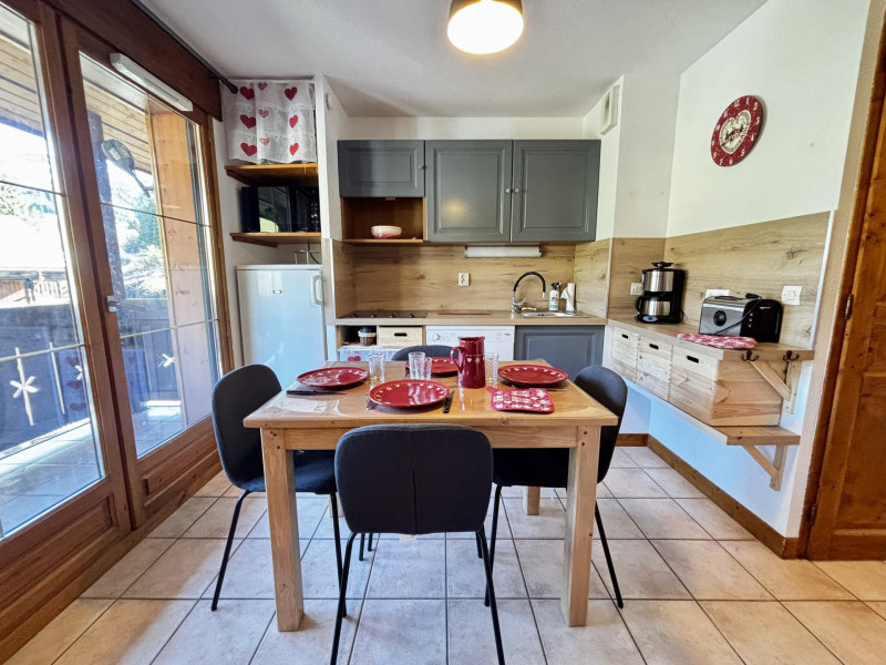 _lv_images__lot_0000970444_02_6999371 _lv_images__lot_0000970444_02_6999371