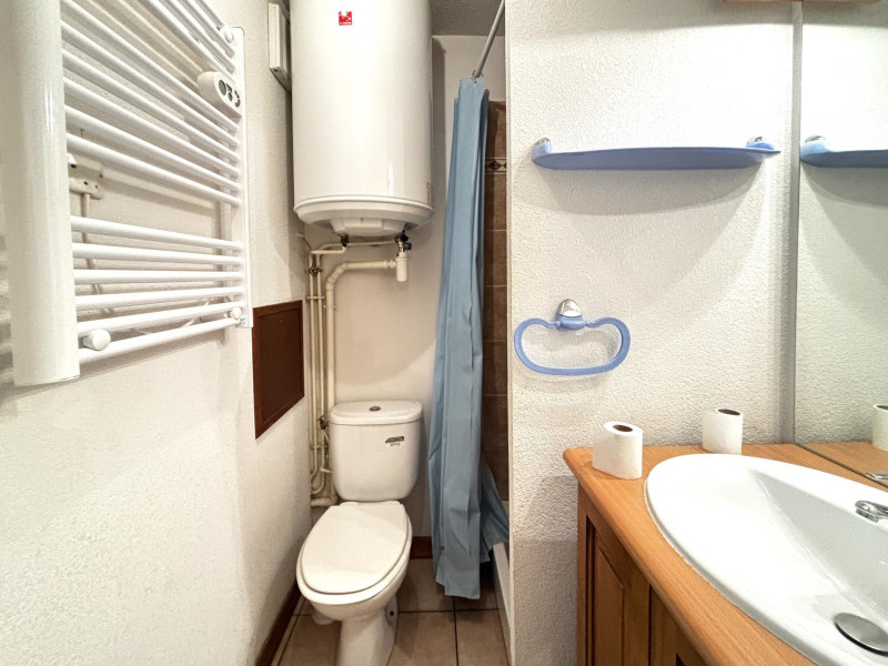 _lv_images__lot_0000970444_07_7202497