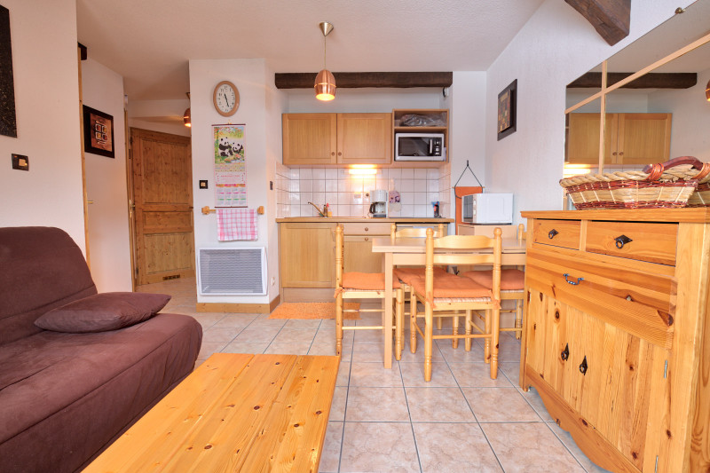 _lv_images__lot_0000970448_01_6969696 _lv_images__lot_0000970448_01_6969696