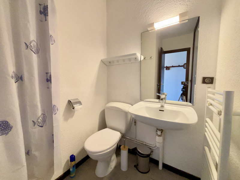 _lv_images__lot_0000970450_13_7648490