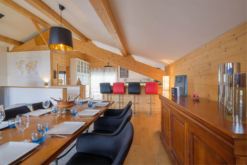 _lv_images__lot_0075553781_02_7414963