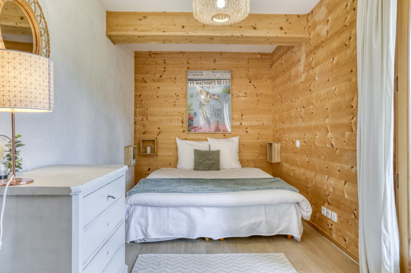 _lv_images__lot_0075554102_10_7414984